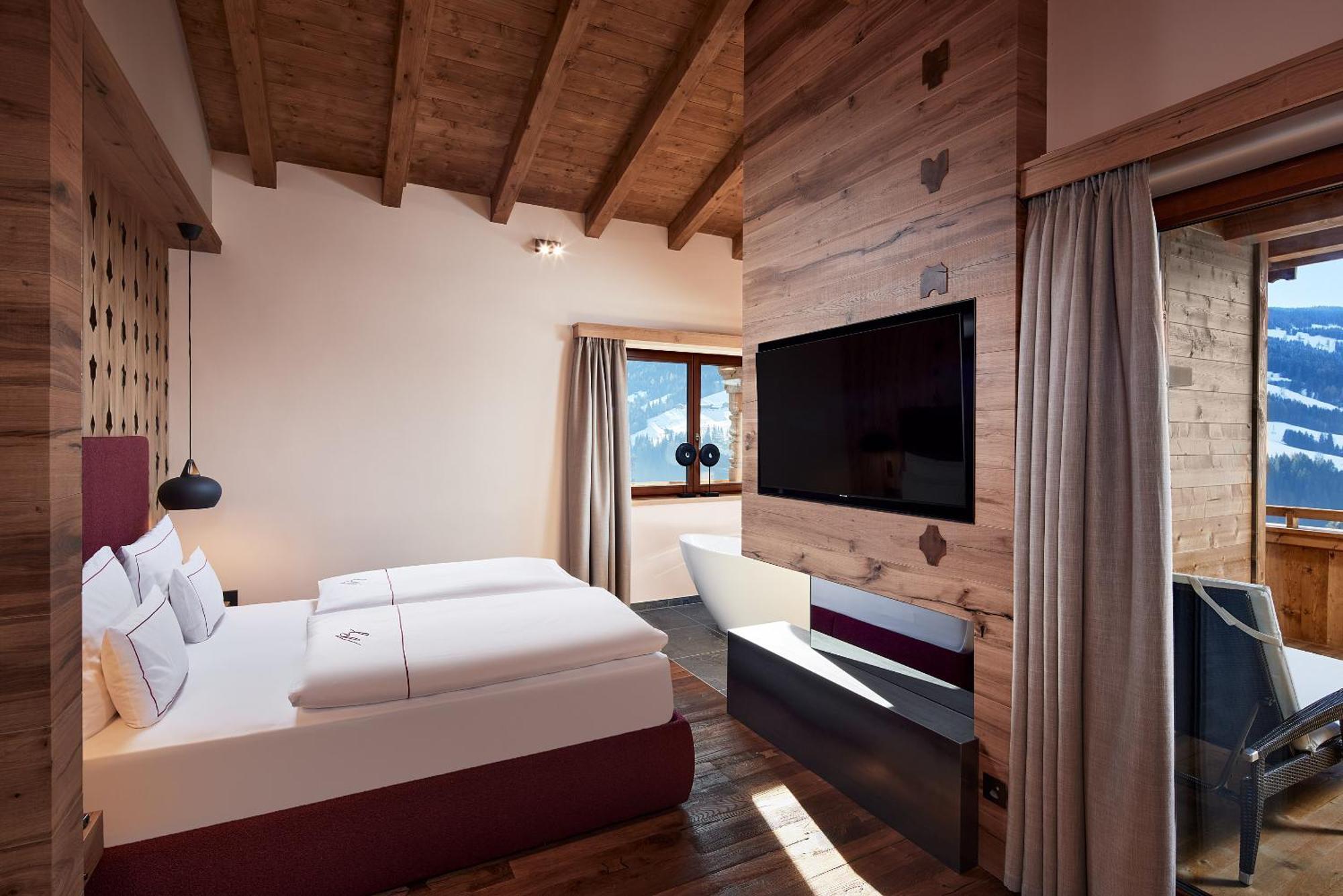 Der Boeglerhof - Pure Nature Spa Resort Алпбах Екстериор снимка