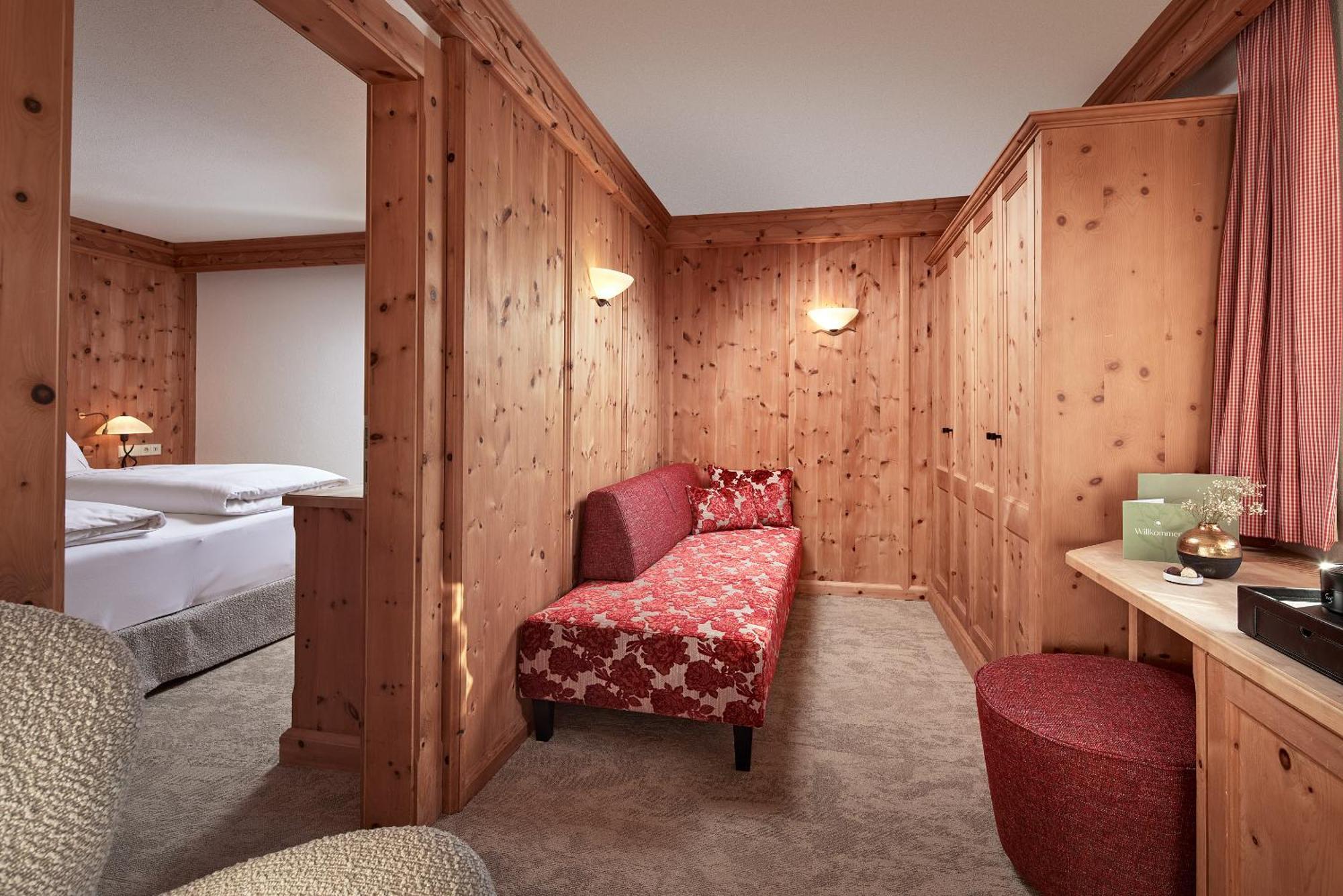 Der Boeglerhof - Pure Nature Spa Resort Алпбах Екстериор снимка